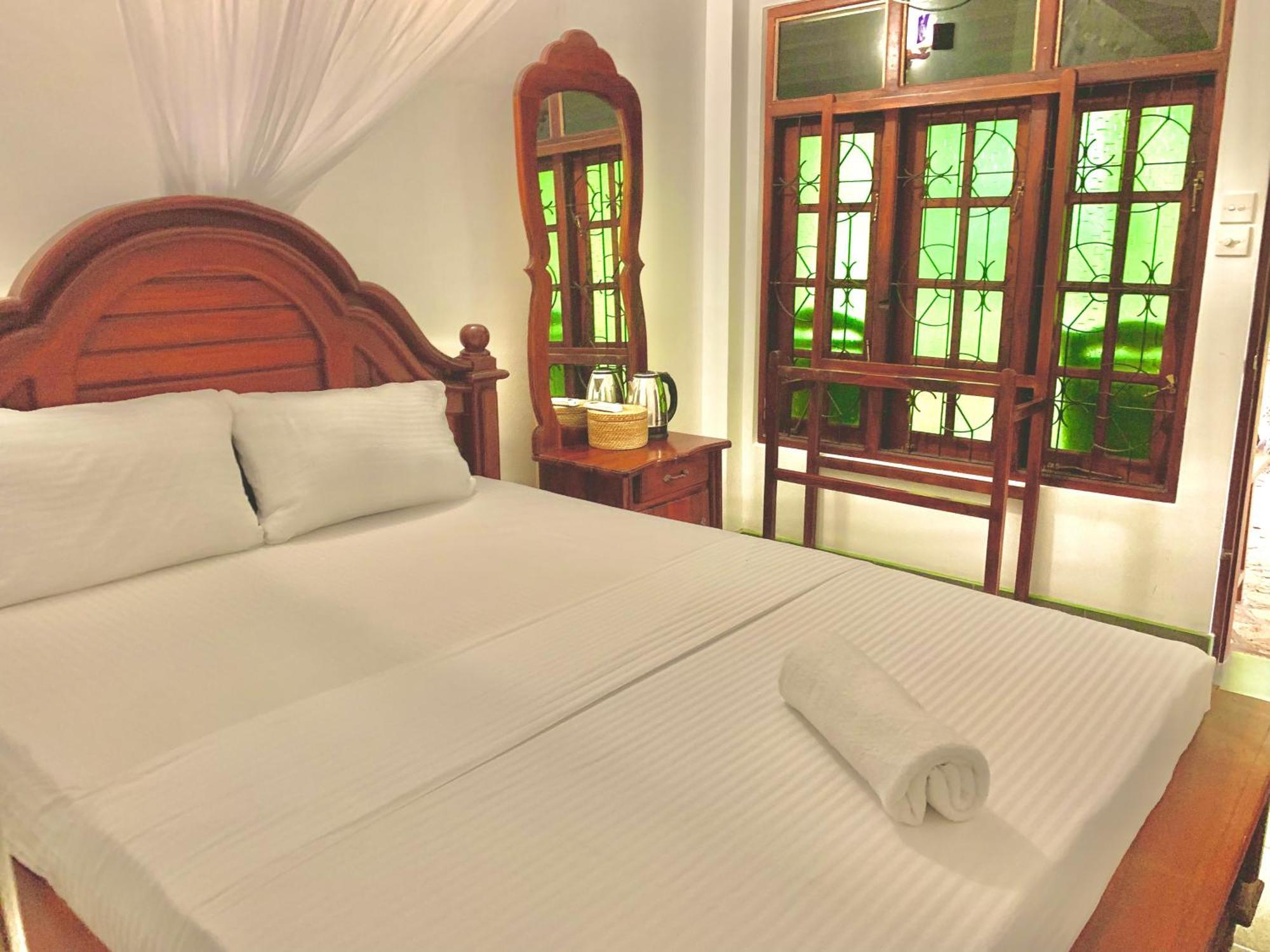 Hotel Walawa Blue Sapphire Udawalawe Exterior foto